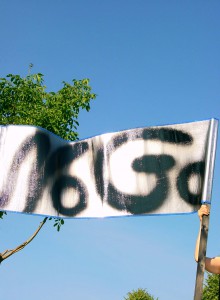  NO GO, 2009 / 180 x 60 cm, spray paint on found object with silver metallic foundation, wooden poles